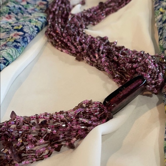 3x$25 ❤️ Multi strand bead Necklace ❤️ - Picture 3 of 11